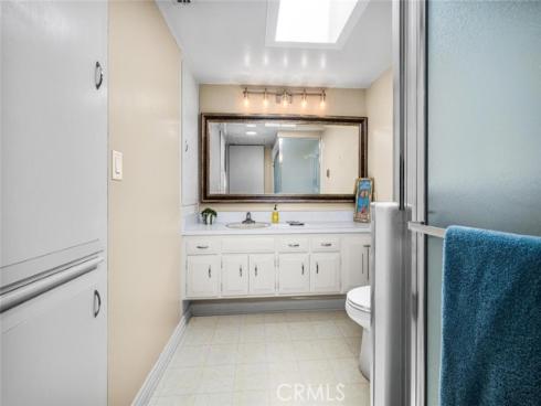 1562 Golden Rain 44D M2 Road, Seal Beach, CA