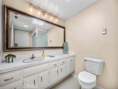 1562 Golden Rain 44D M2 Road, Seal Beach, CA