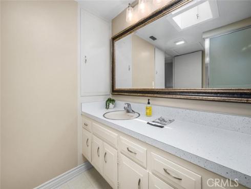 1562 Golden Rain 44D M2 Road, Seal Beach, CA
