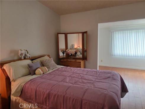 13141 Shawnee Lane, Seal Beach, CA