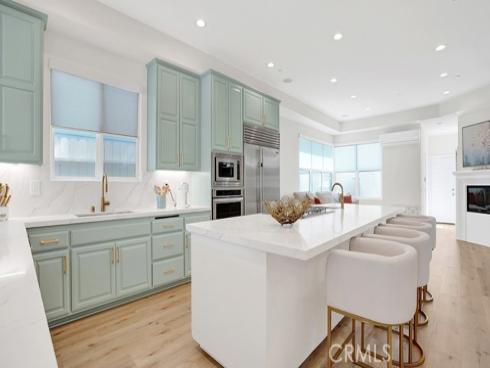 209 6th , Seal Beach, CA