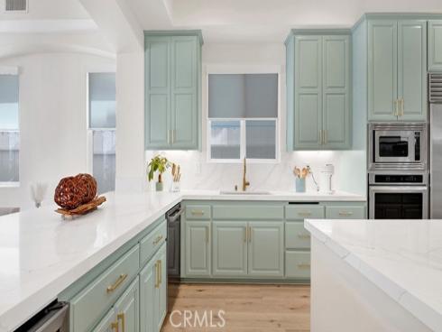 209 6th , Seal Beach, CA