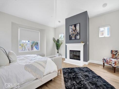 209 6th , Seal Beach, CA