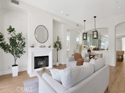 209 6th , Seal Beach, CA