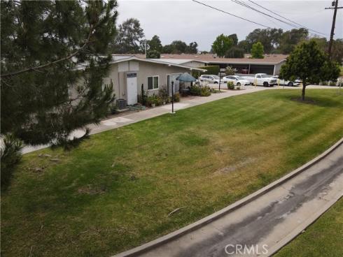 1842 Thunderbird 1A Drive, Seal Beach, CA