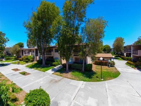 12200  Montecito  L208  Road, Seal Beach, CA