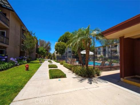 12200  Montecito  L208  Road, Seal Beach, CA