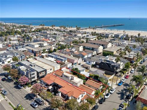 142 6th , Seal Beach, CA