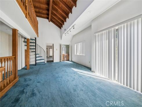 142 6th , Seal Beach, CA