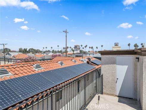 142 6th , Seal Beach, CA