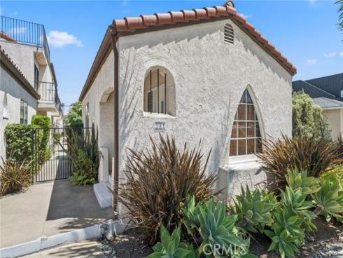 142 6th , Seal Beach, CA