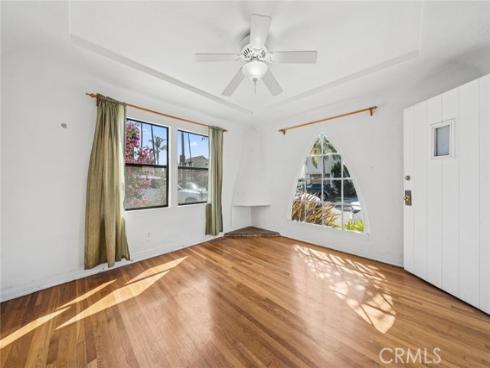 142 6th , Seal Beach, CA