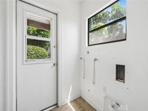 142 6th , Seal Beach, CA