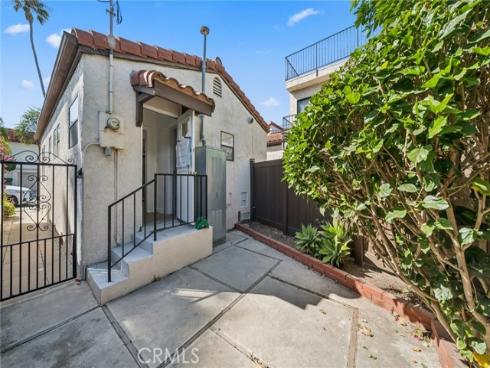 142 6th , Seal Beach, CA