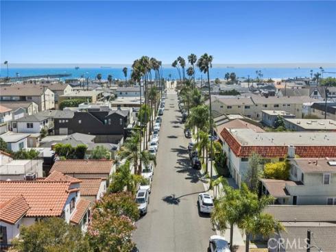 142 6th , Seal Beach, CA