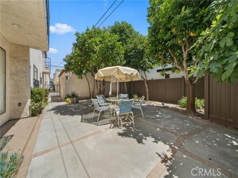 142 6th , Seal Beach, CA