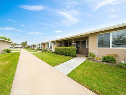 1100  Brookline  222K  RoadM9, Seal Beach, CA