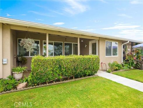 1100  Brookline  222K  RoadM9, Seal Beach, CA