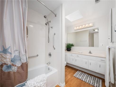 13701  Alderwood  29E  LaneM-3, Seal Beach, CA