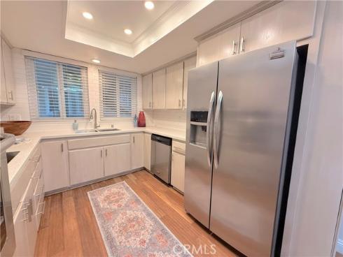 1860  Saint John  32A  Road, Seal Beach, CA