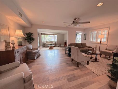 1860  Saint John  32A  Road, Seal Beach, CA