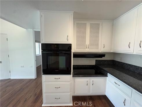 1371  Oakmont Rd.  M7-150B , Seal Beach, CA