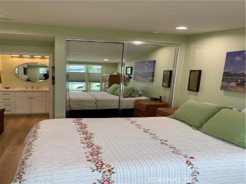 1340  Kenwood Rd., M7-156e  , Seal Beach, CA