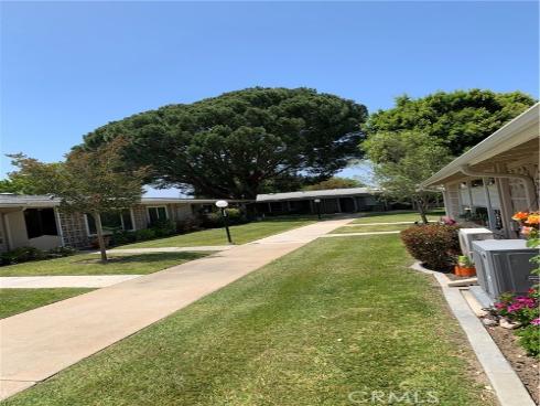 1340  Kenwood Rd., M7-156e  , Seal Beach, CA