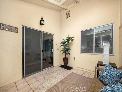1341  Weeburn  75K , Seal Beach, CA