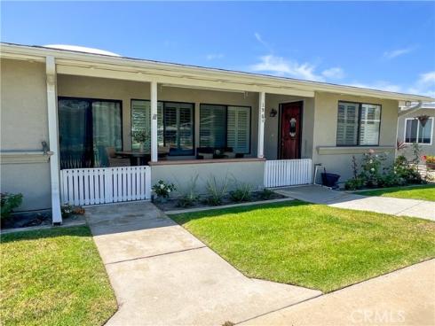 1621  Monterey Rd., M2-19g  , Seal Beach, CA