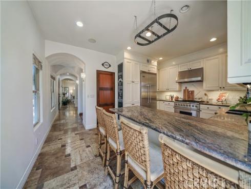 1001  Electric   Avenue, Seal Beach, CA