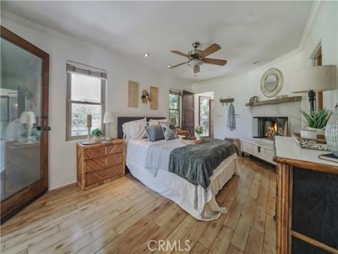 1001  Electric   Avenue, Seal Beach, CA