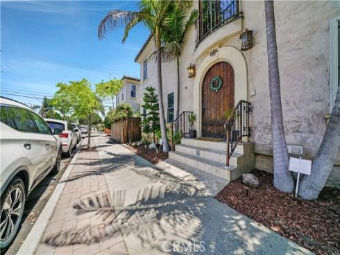 1001  Electric   Avenue, Seal Beach, CA