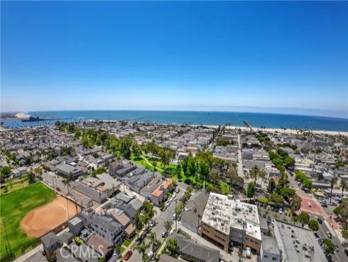 1001  Electric   Avenue, Seal Beach, CA