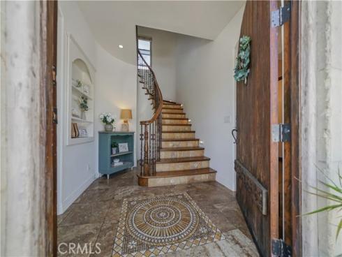 1001  Electric   Avenue, Seal Beach, CA