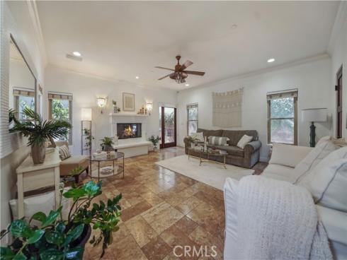 1001  Electric   Avenue, Seal Beach, CA