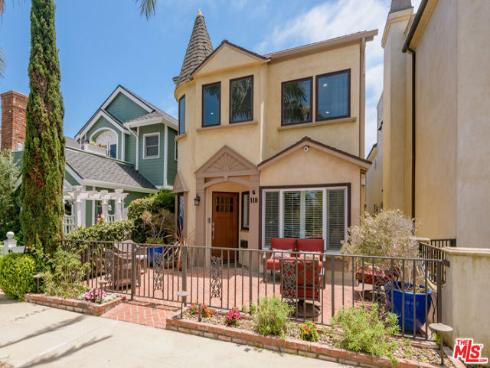 118  3rd   Street, Seal Beach, CA