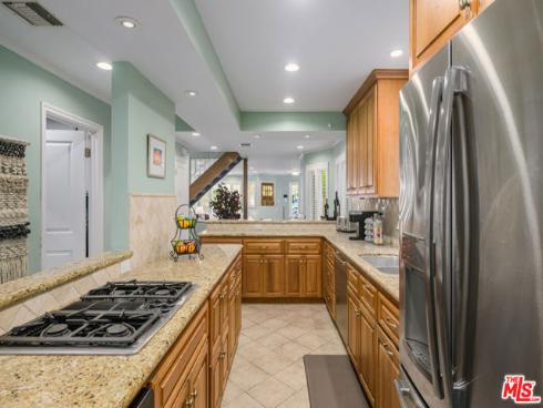 118  3rd   Street, Seal Beach, CA