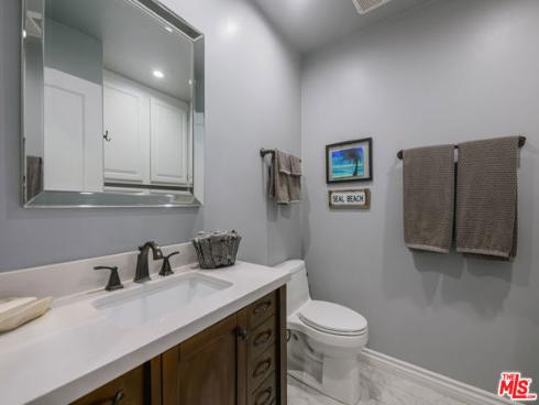 118  3rd   Street, Seal Beach, CA