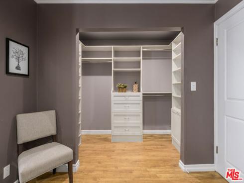 118  3rd   Street, Seal Beach, CA