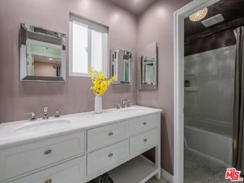 118  3rd   Street, Seal Beach, CA