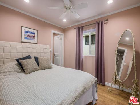 118  3rd   Street, Seal Beach, CA