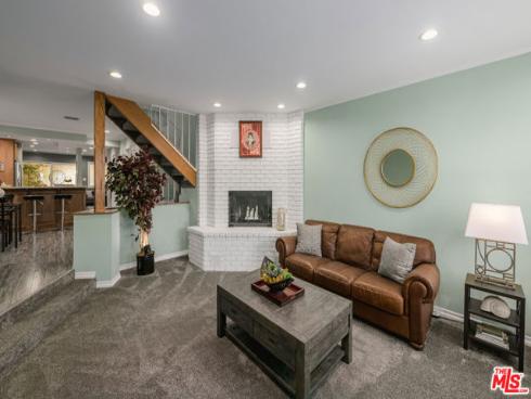 118  3rd   Street, Seal Beach, CA