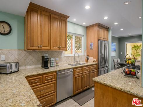 118  3rd   Street, Seal Beach, CA