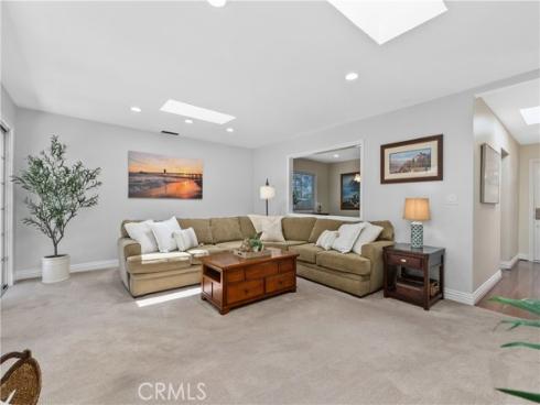 4589  Hazelnut Avenue  , Seal Beach, CA