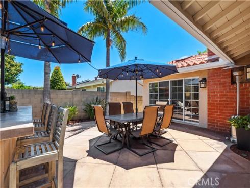 4589  Hazelnut Avenue  , Seal Beach, CA
