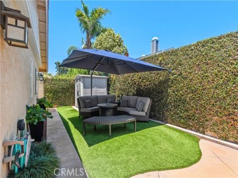 4589  Hazelnut Avenue  , Seal Beach, CA