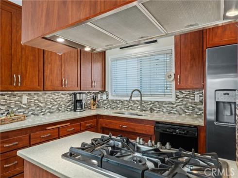 4589  Hazelnut Avenue  , Seal Beach, CA
