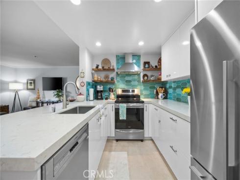 13650  Del Monte  3A , Seal Beach, CA