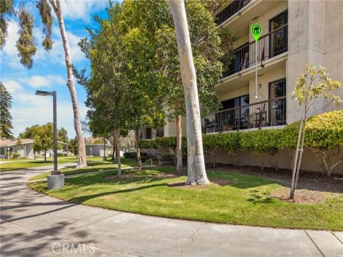 13650  Del Monte  3A , Seal Beach, CA